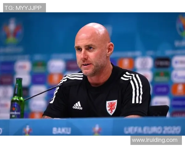 威尔士足球明星贝尔的辉煌职业生涯与对足球的热爱之路